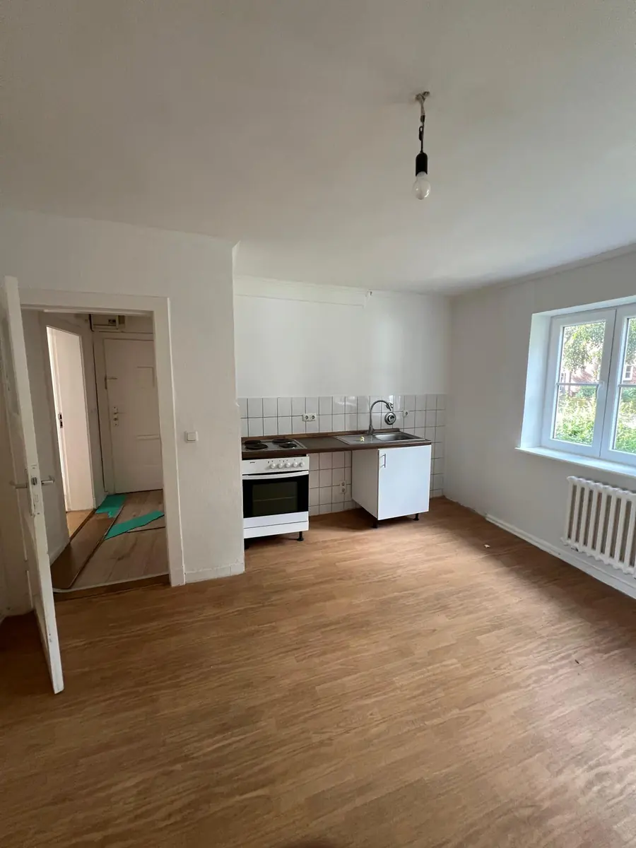 Wohnraum mit Küchenzeile