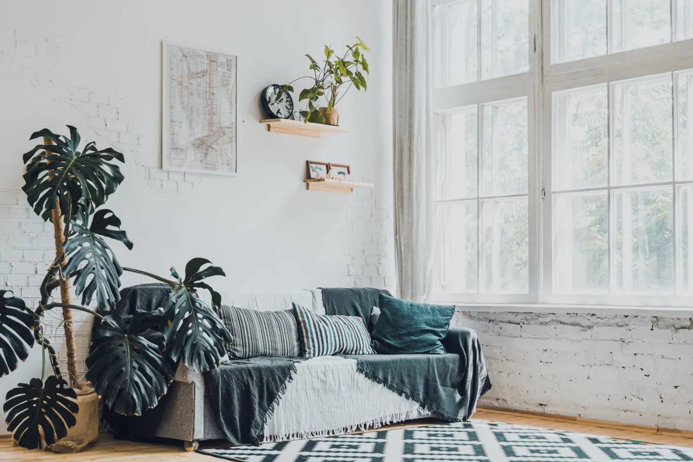Ausgebautes Dachgeschoss mit neuen Schrägwänden und Dachflächenfenster